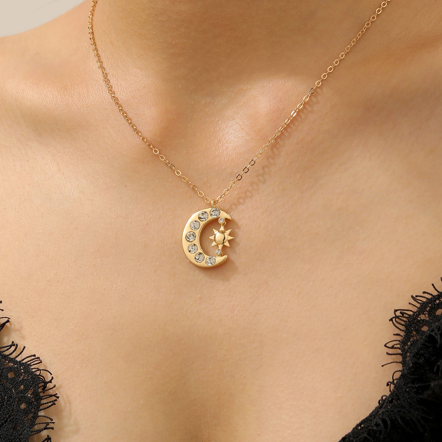 Wholesale Moon and Sun Necklace