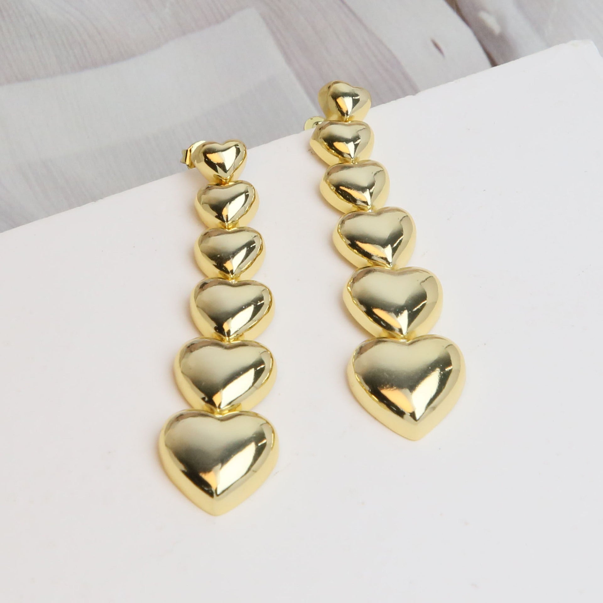 Wholesale copper plated real gold exaggerated love heart heart earrings