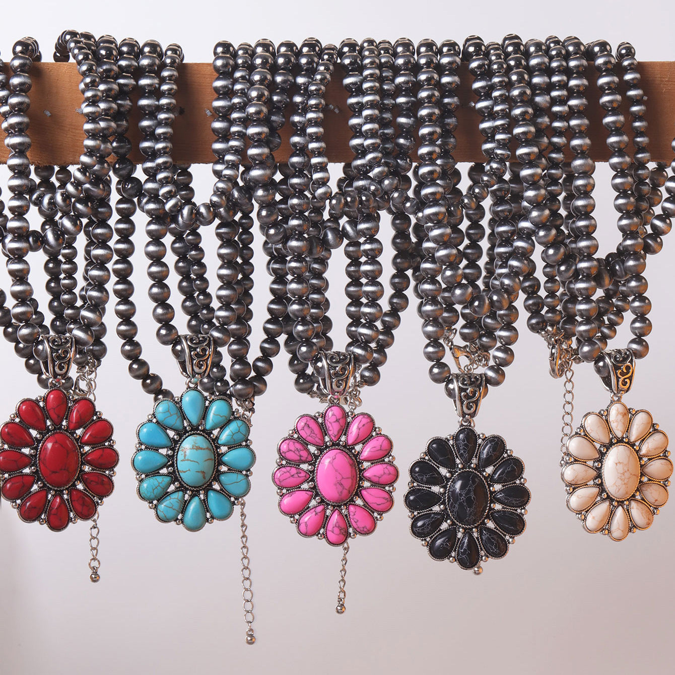 Wholesale Bohemian Zinc Alloy Turquoise Pendant Necklace,  Fashion Accessory for Gift Boutique Resale