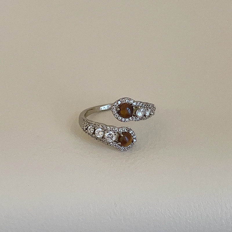 Wholesale Vintage Tiger Eye Stone Ring with Zircon Flower Star Design Fashion Accessory