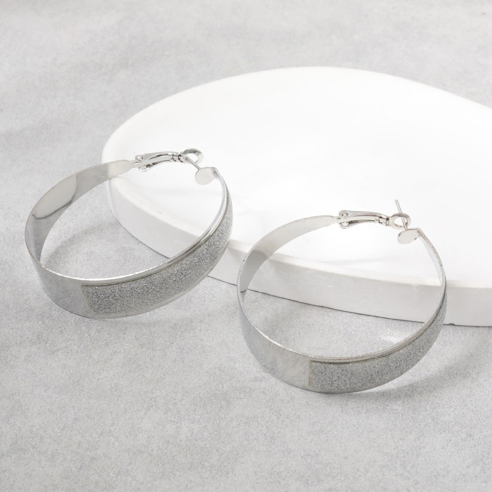 Wholesale personality exaggerated round silver retro big earrings