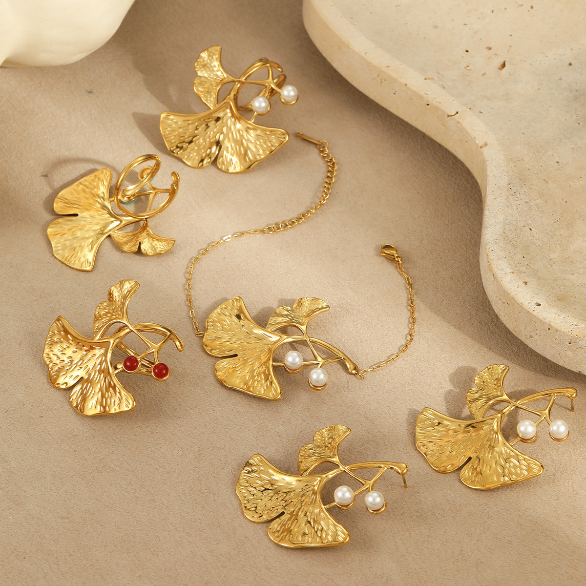 Wholesale  luxury ginkgo leaf exaggerated earrings stainless steel bracelet rings