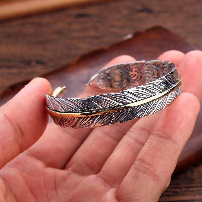 Wholesale  Retro Men's Alloy Fashion Creative Design Feather Bracelet