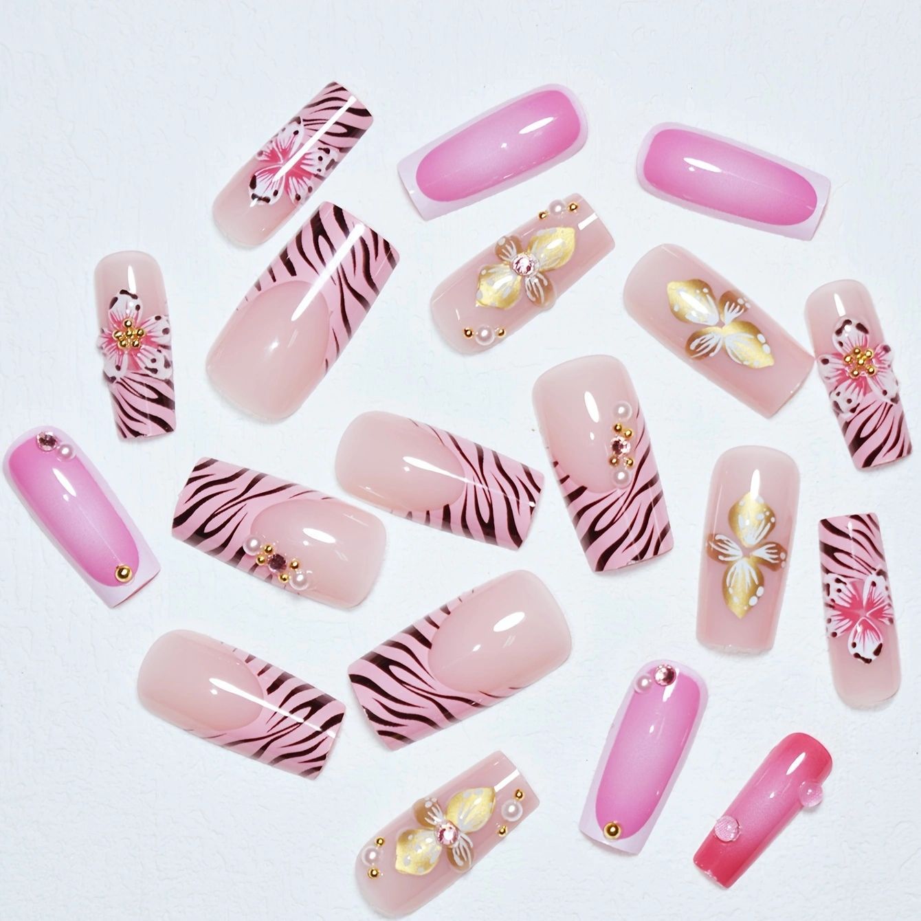 Wholesale 24 Pieces/box Leopard Flower Nails Kits Nail Stickers