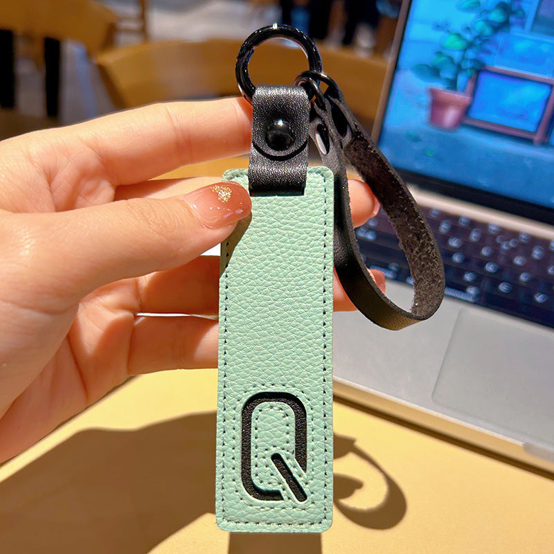 Wholesale Leather 26 Letter Keychain Chic Car Key Accessory Decorative Bag Charm