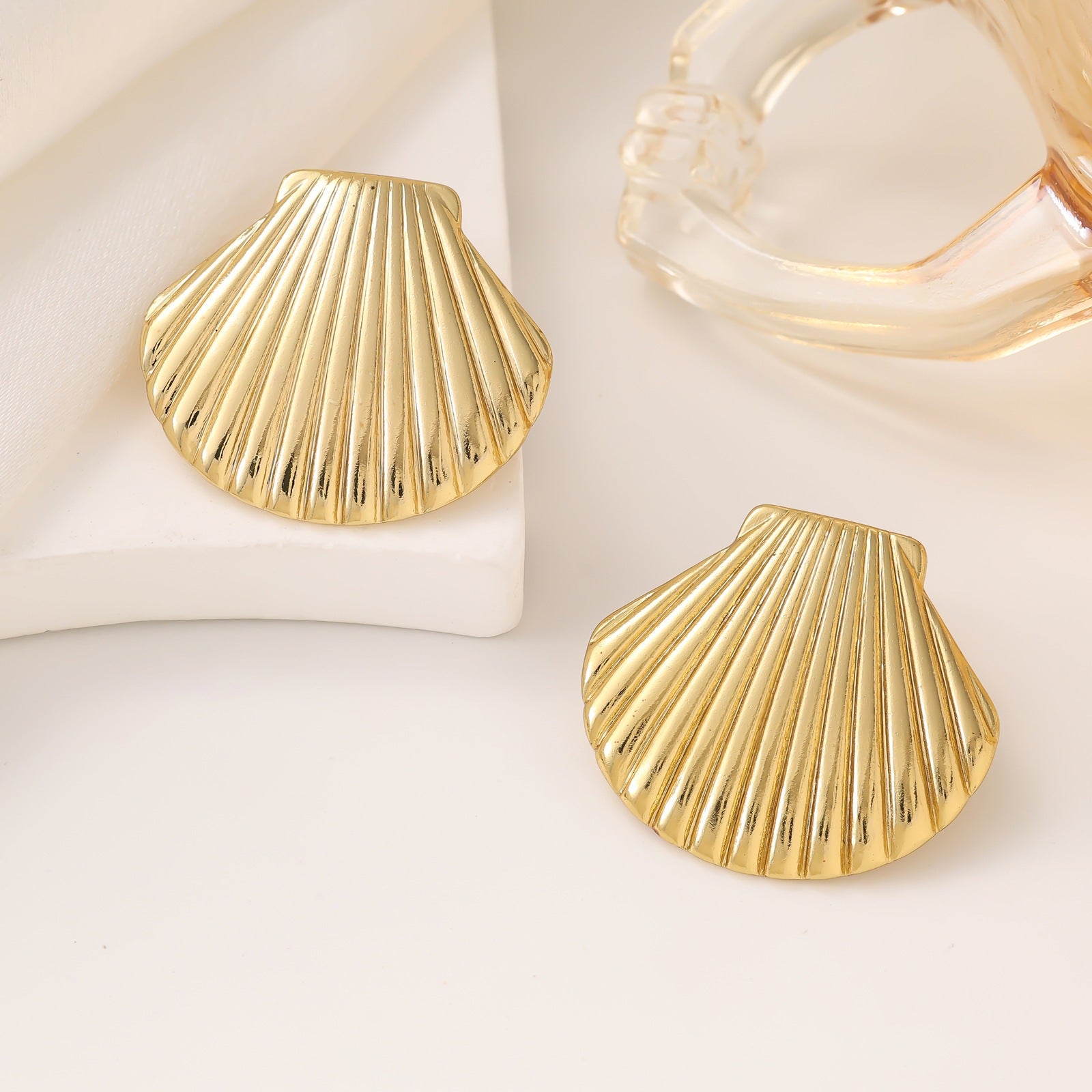 Wholesale Luxury Stainless Steel Heart and Flower Earrings