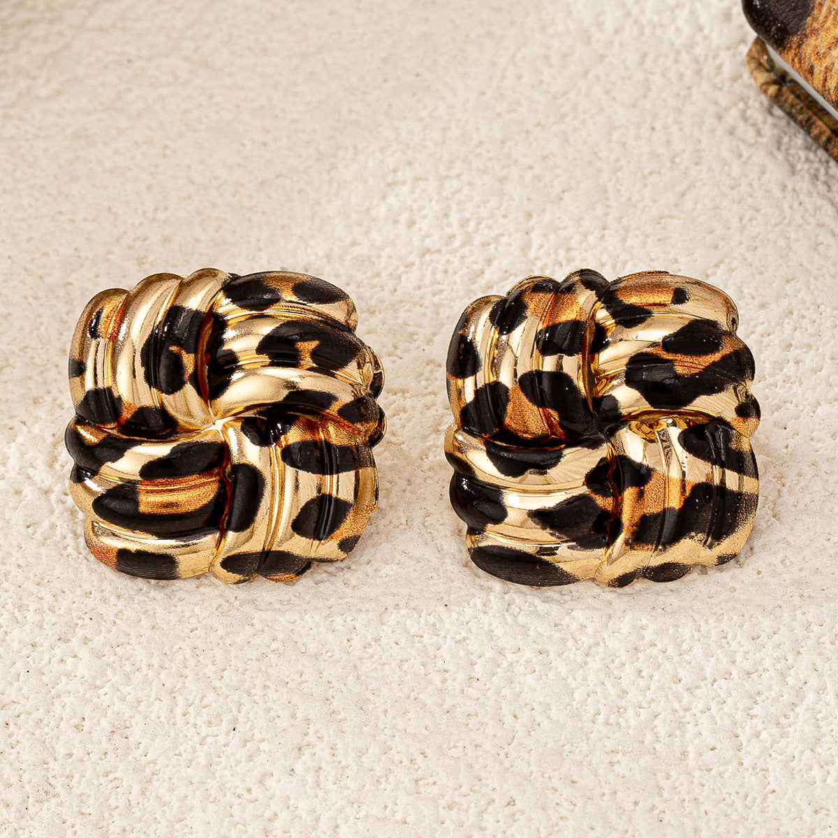 Wholesale Retro Geometric Leopard Print Square Earrings For Women Electroplated Alloy Jewelry Boutique Resale