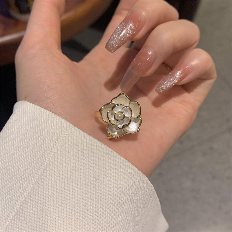 Wholesale Camellia French Style Ring,  Alloy Electroplated Vintage Design for Women Fashion Accessory