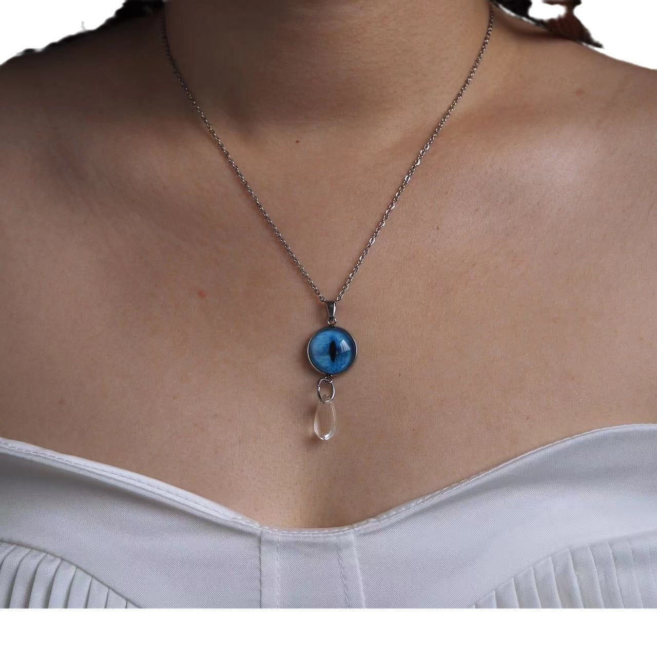 Wholesale Stainless Steel  Animal Eye Necklace  Devil's Eye Personalized Style Necklaces