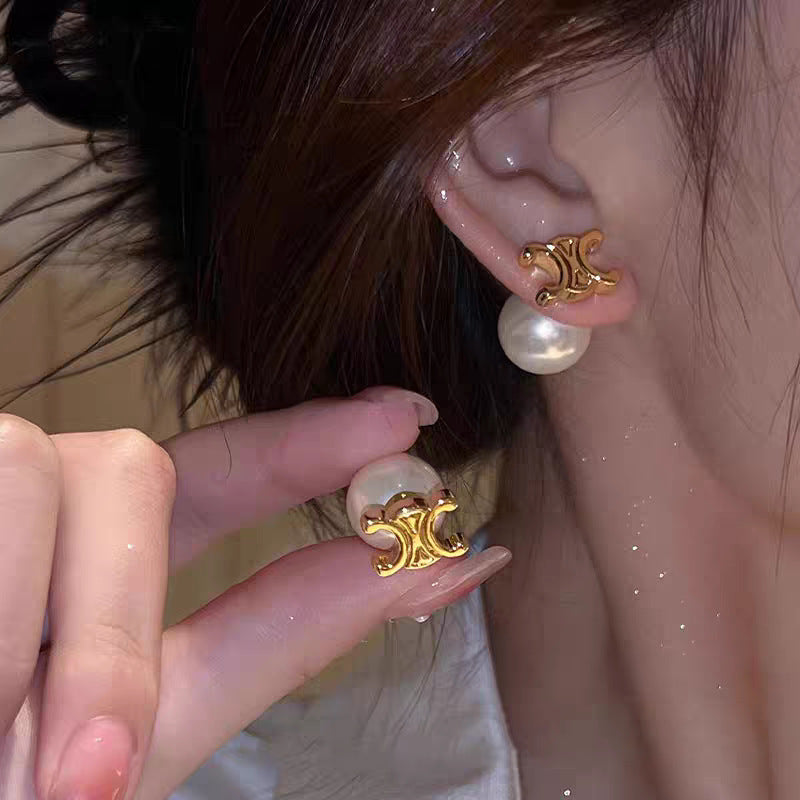 Wholesale European and American Light Luxury Shell Flower Earrings 925 Silver Needle High-grade Earrings Ins Niche Design Elegant Retro Earrings