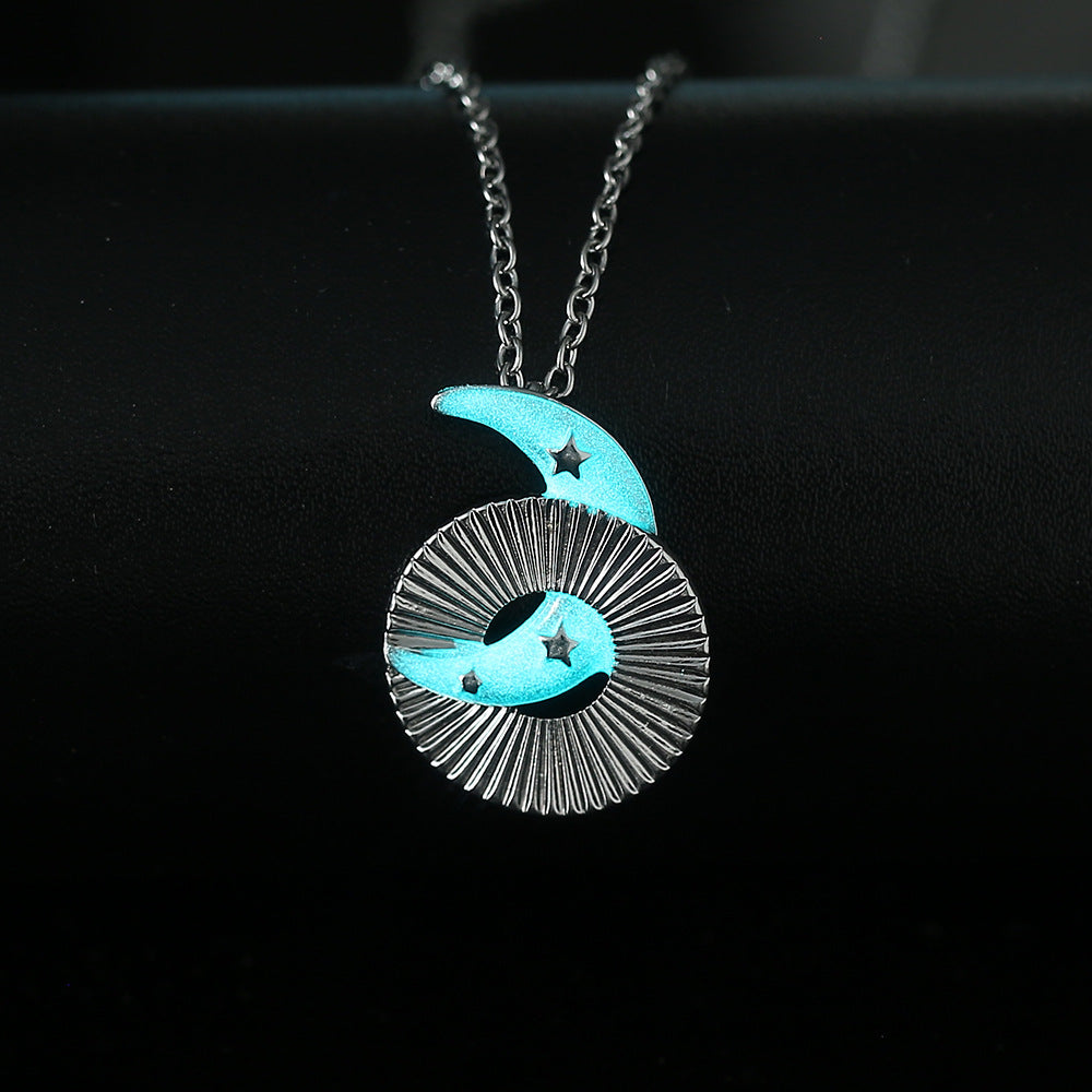 Wholesale star moon oil drop luminous pendant necklace