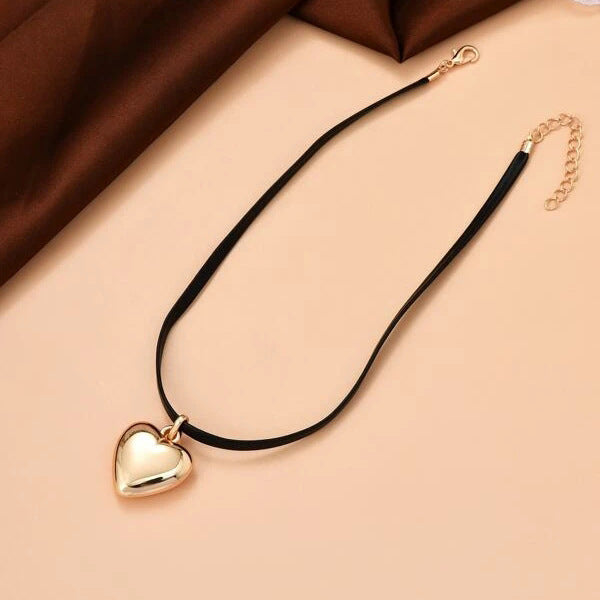 Wholesale Creative Simple Love Pendant All-match Collarbone Chain