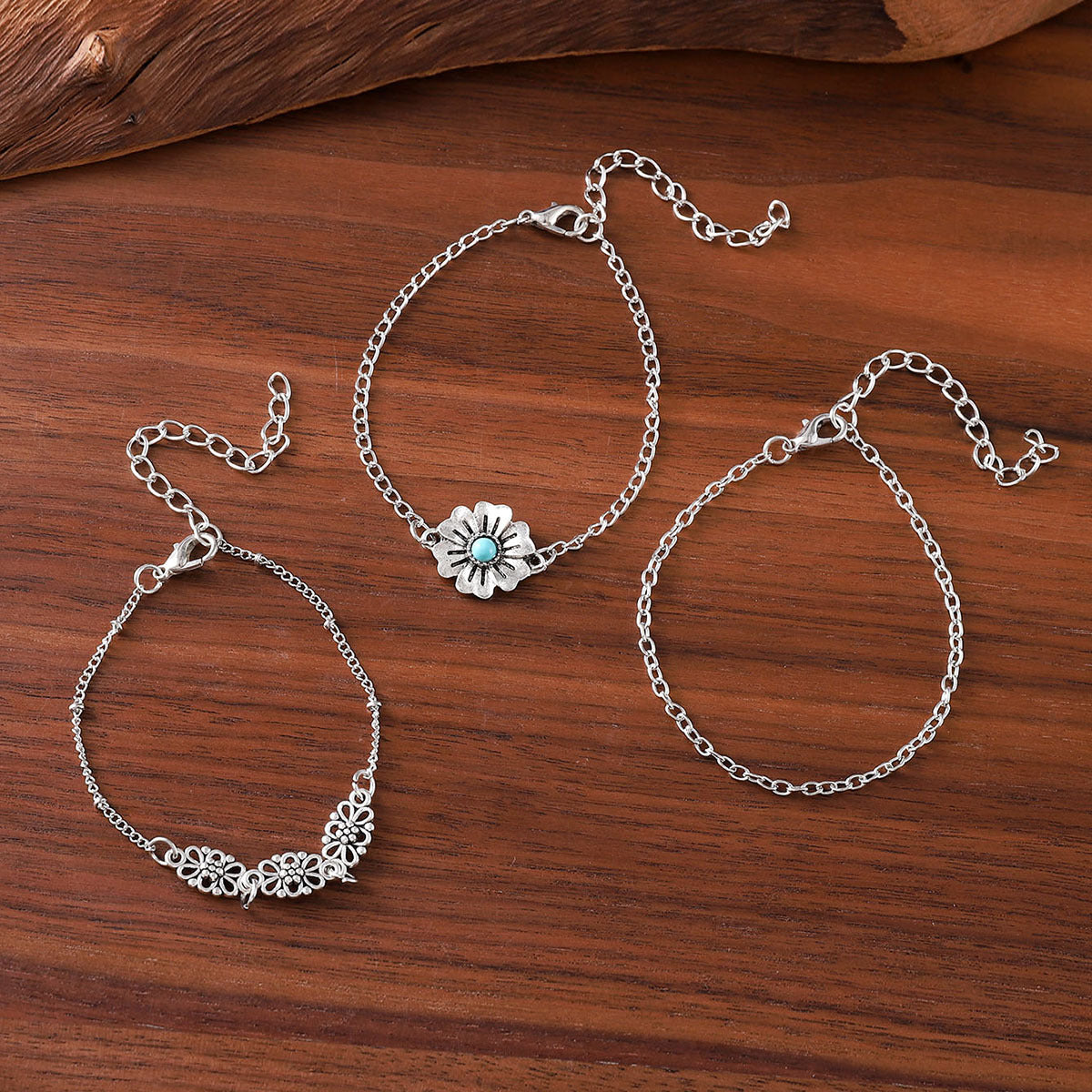 Wholesale 3-piece Stackable Zinc Alloy Electroplated Bohemian Style Turquoise Flower Openwork Bracelet Set