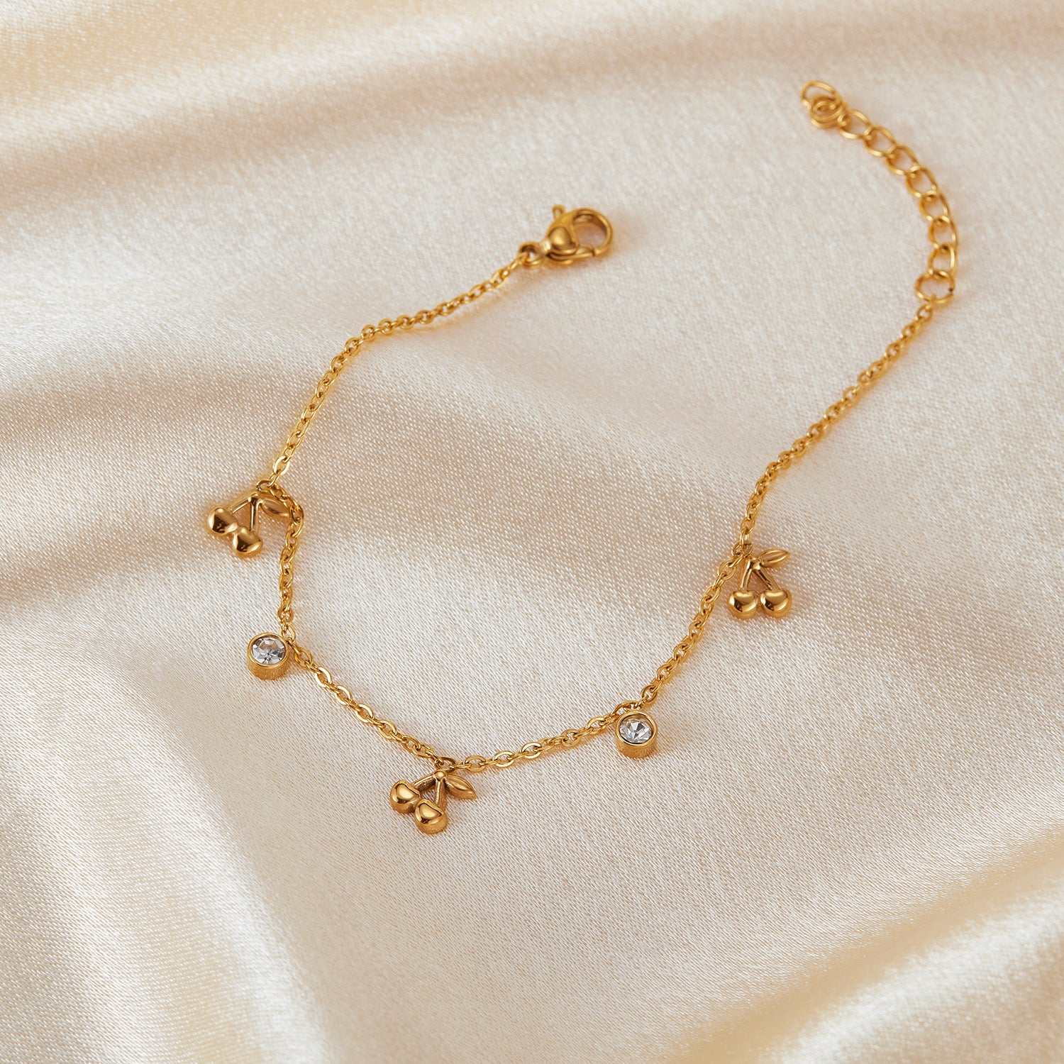 Wholesale  small cherry bracelet stainless steel simple creative jewelry