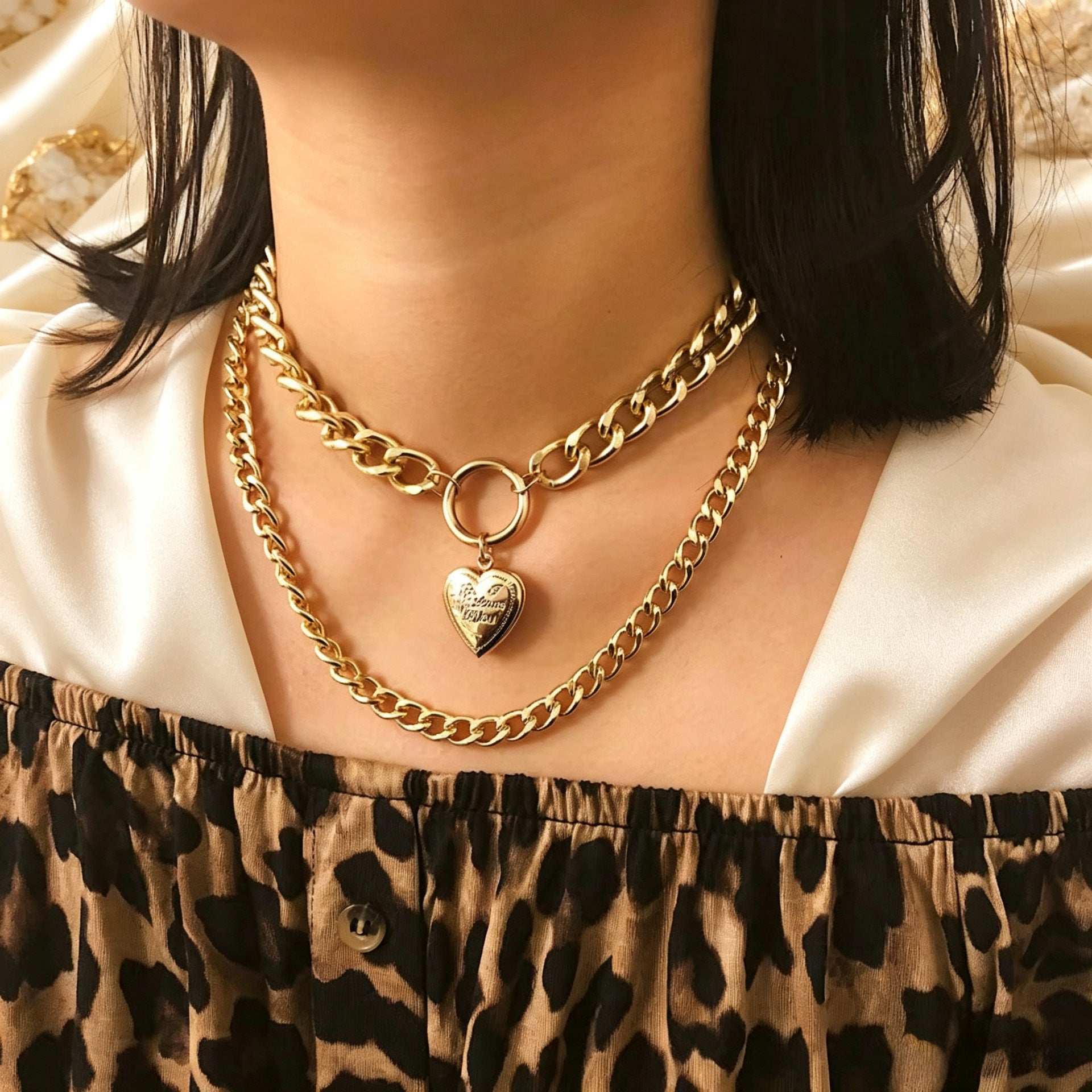 Wholesale Two Tone Metal Double Chain Necklace Heart Pendant Chic Layering Fashion Accessory Boutique Resale