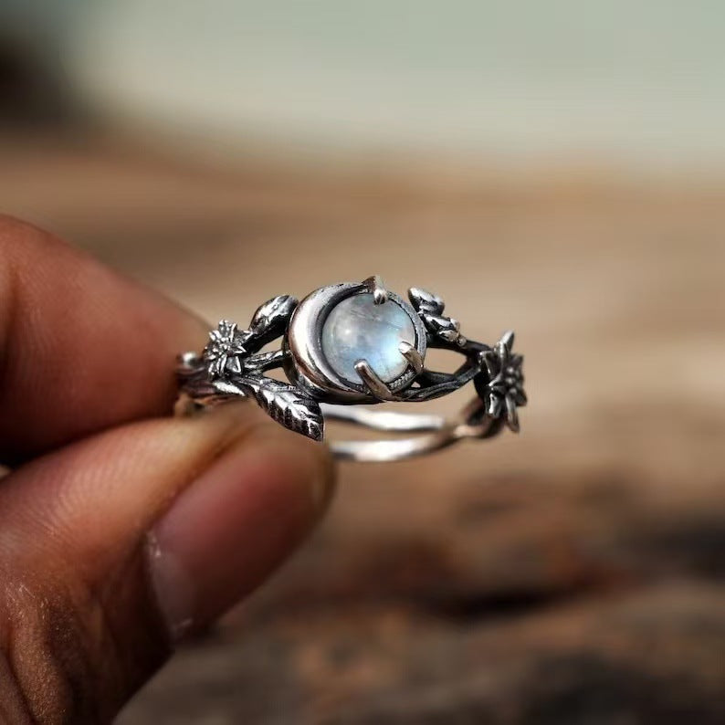 Wholesale  Retro Flower Vine Crescent Ring Moonstone High-End Old Money Style