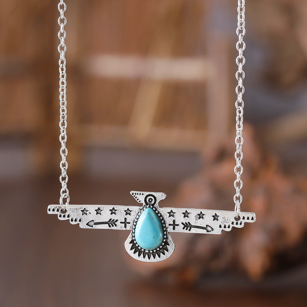 Wholesale Zinc Alloy Electroplated Bohemian Turquoise Pendant Necklace Retro Fashion Accessory