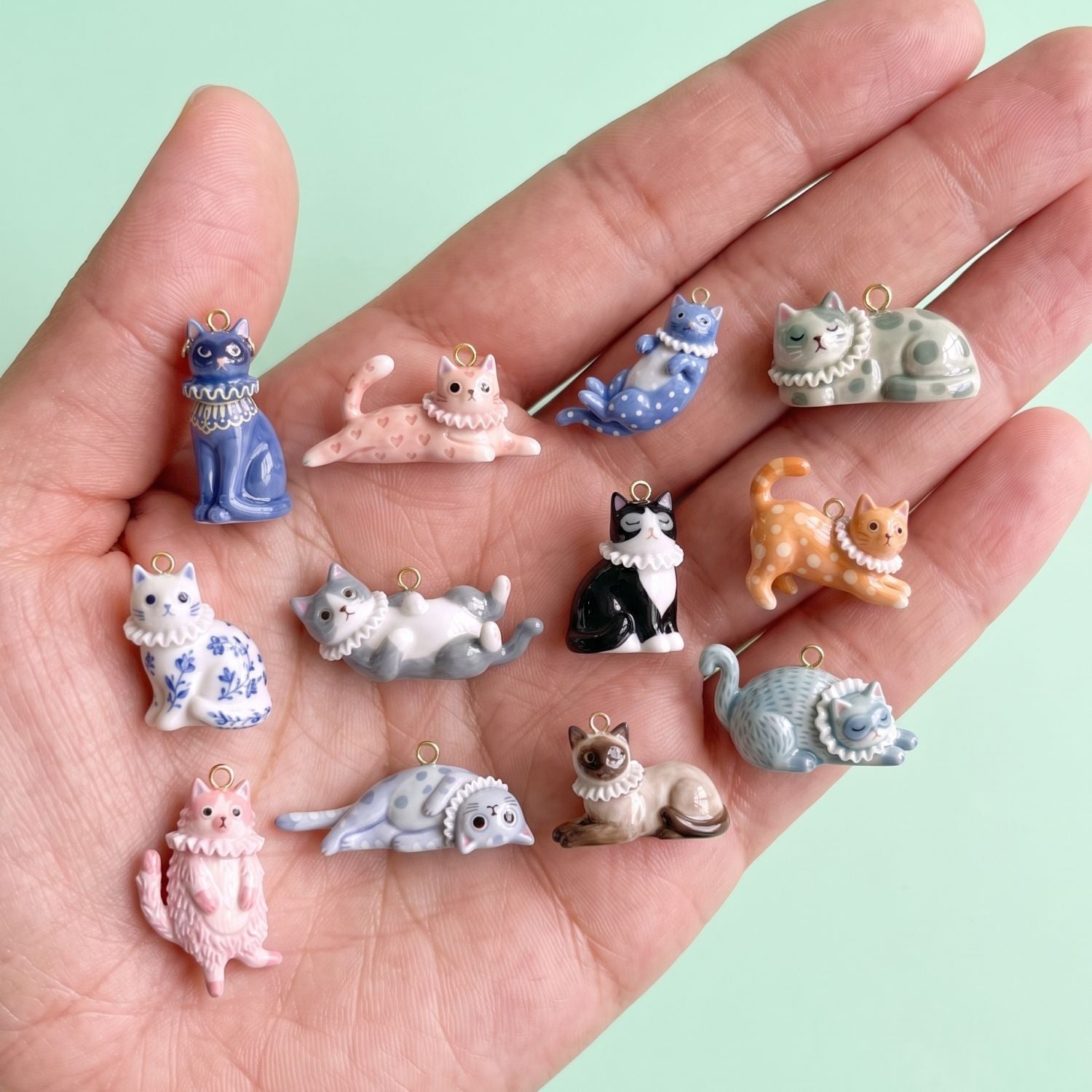 Wholesale Retro cute cat pendant lace f sleeping cat Siamese orange cat kitten pendant DIY necklace jewelry accessories