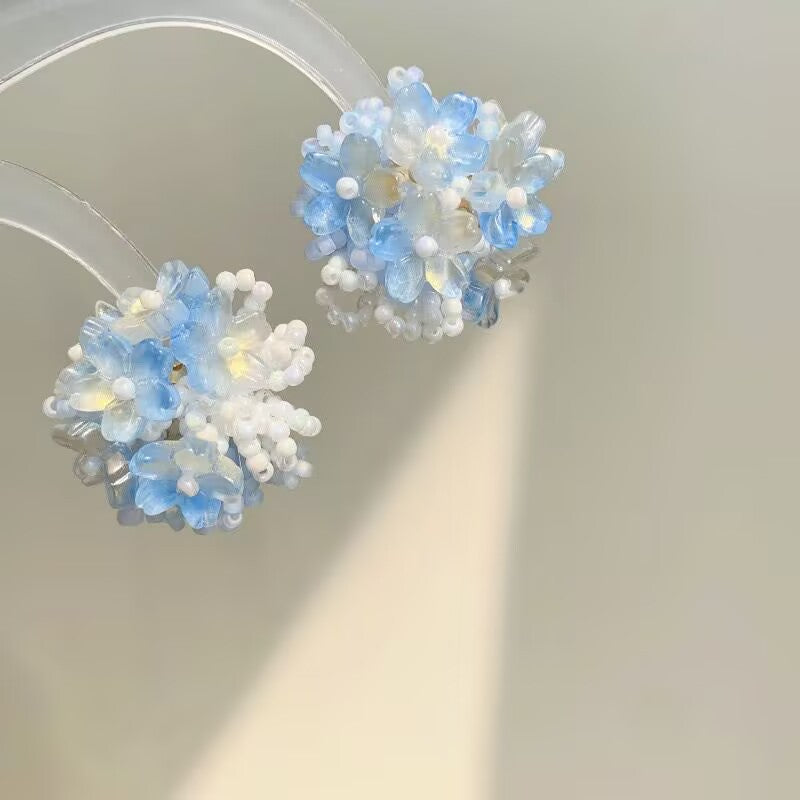 Wholesale Cream Hydrangea Rice Pearl Earrings