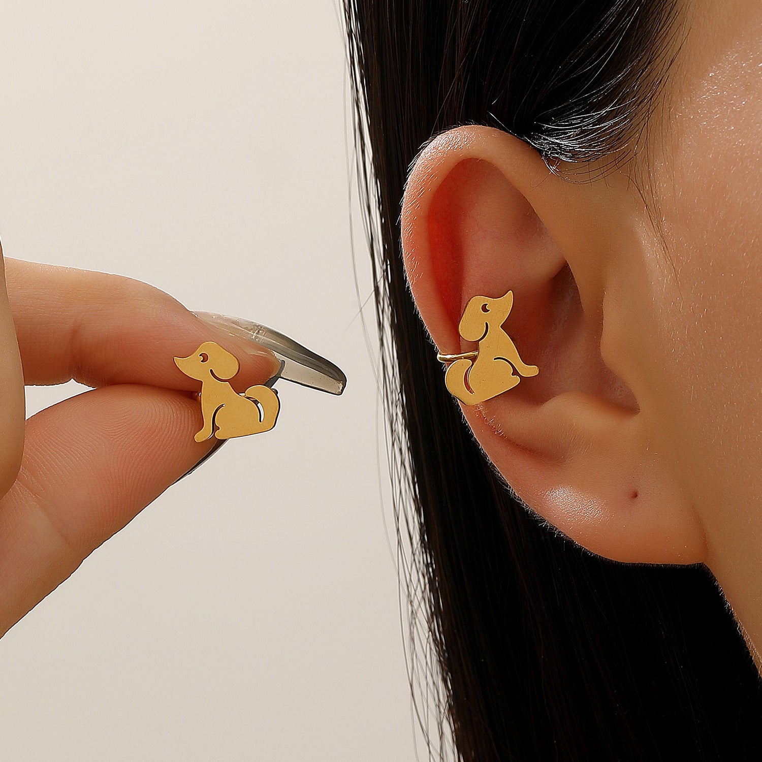 Wholesale Alloy Gold Tone Cat Ear Cuff Ear Clip For Women Unpierced Ear Jewelry Accessory Gift