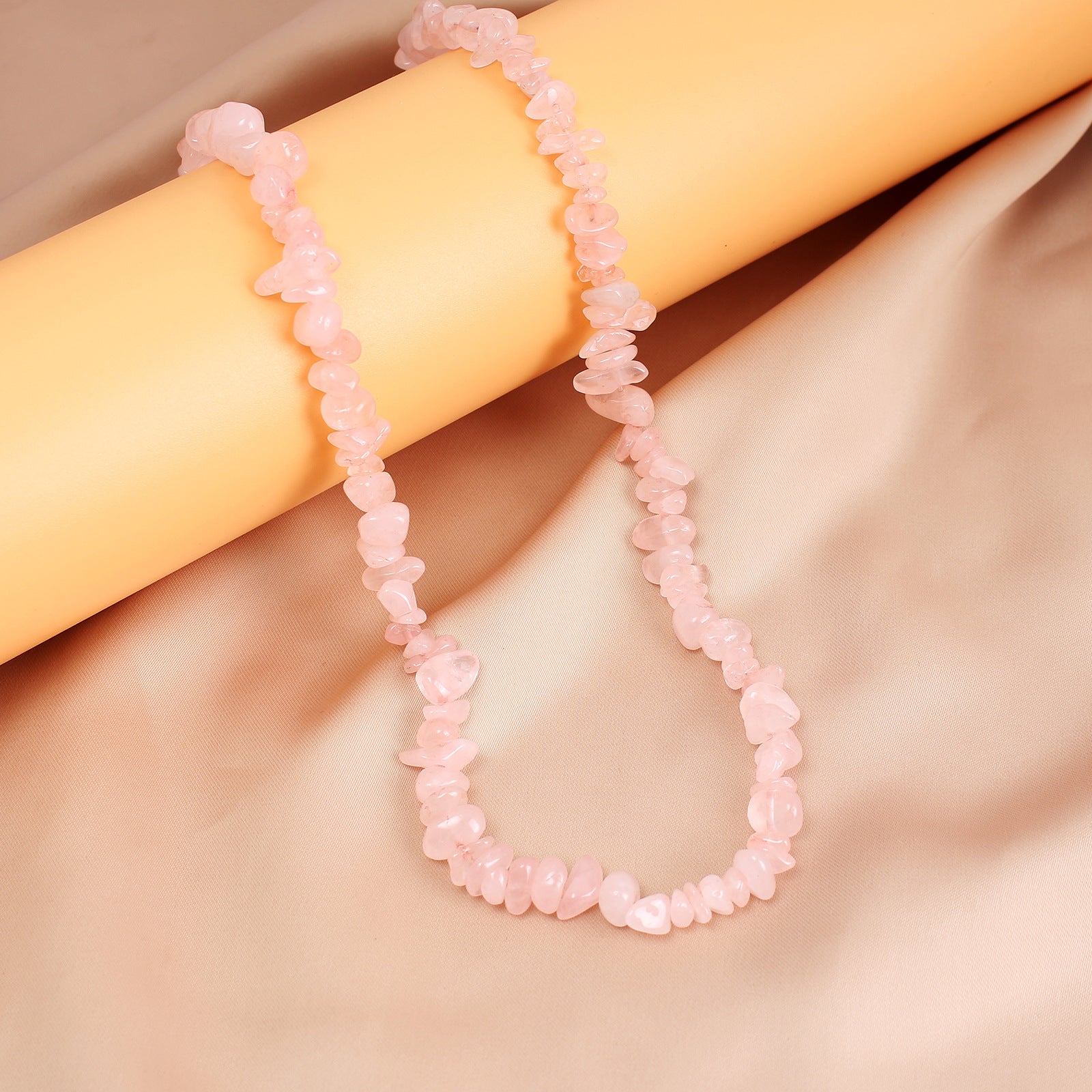 Wholesale natural irregular crystal gravel necklace
