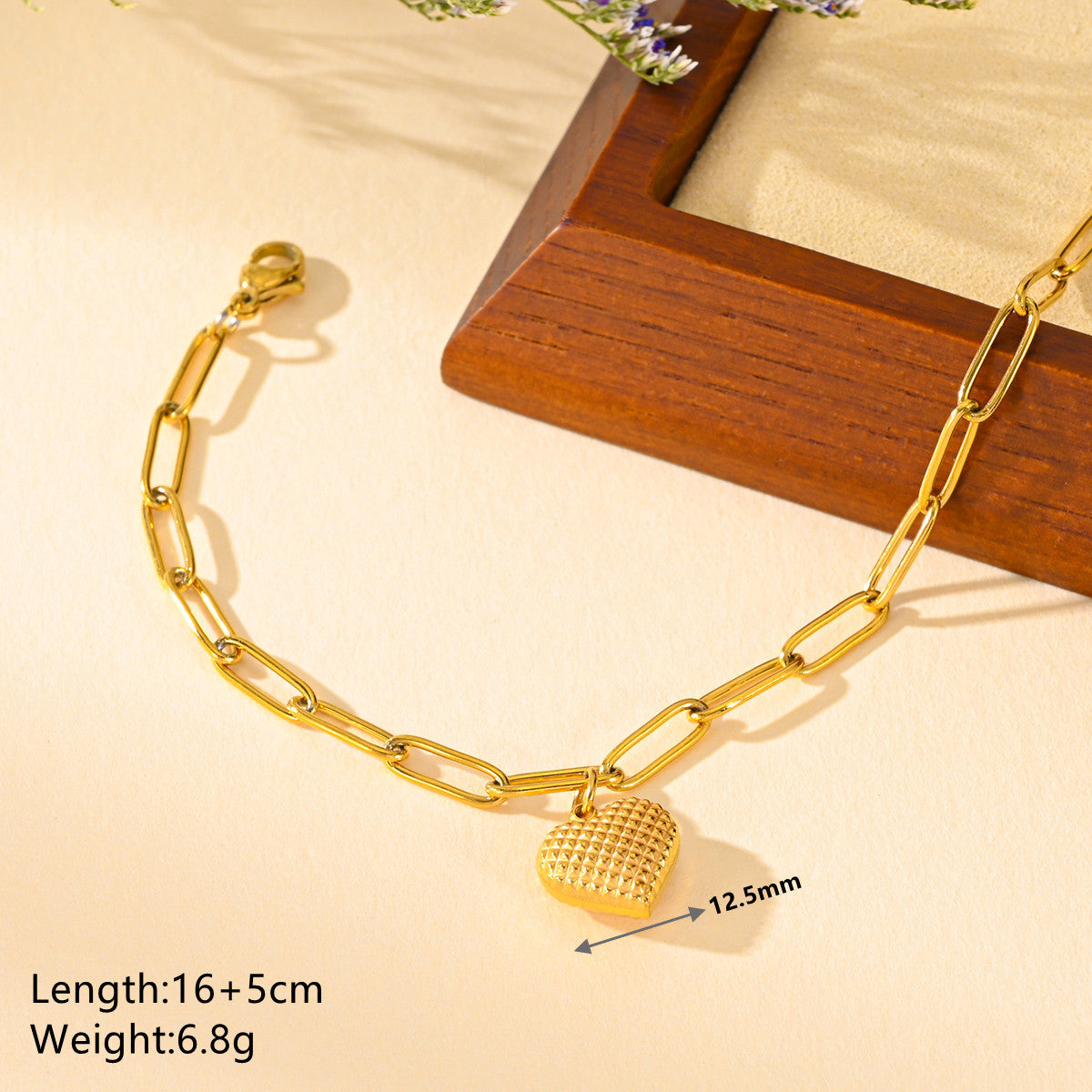 Wholesale Titanium Steel Heart Valentine's Day Bracelet