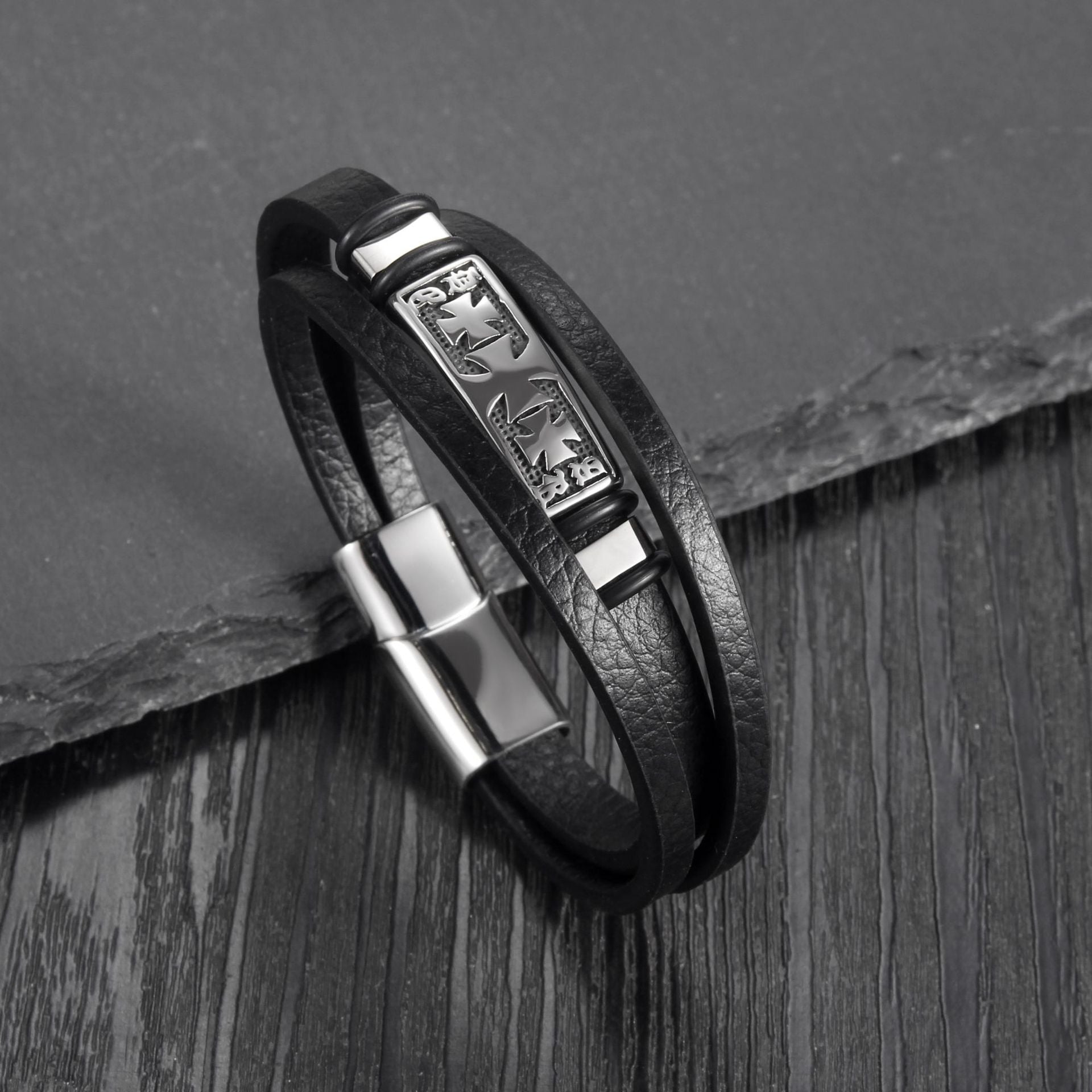 Wholesale multi-layer leather rope bracelet simple leather titanium steel bracelet men' s cross-border jewelry