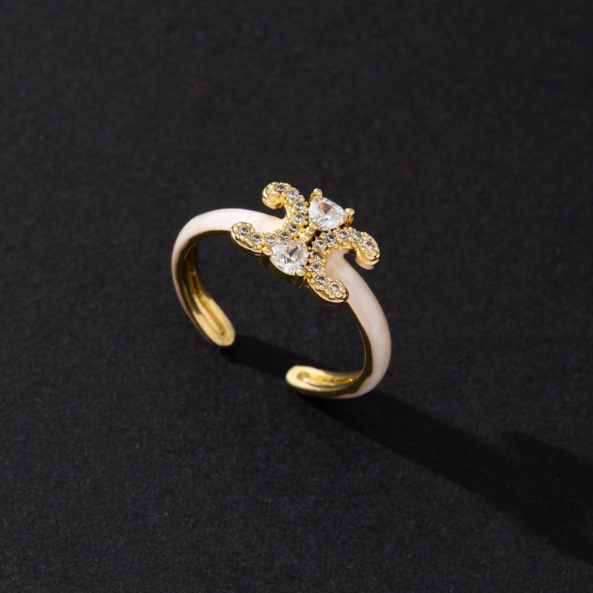 Wholesale Cold Style Vintage Cross Hollow Zircon Open Ring Chic Fashion Accessory For Everyday Wear