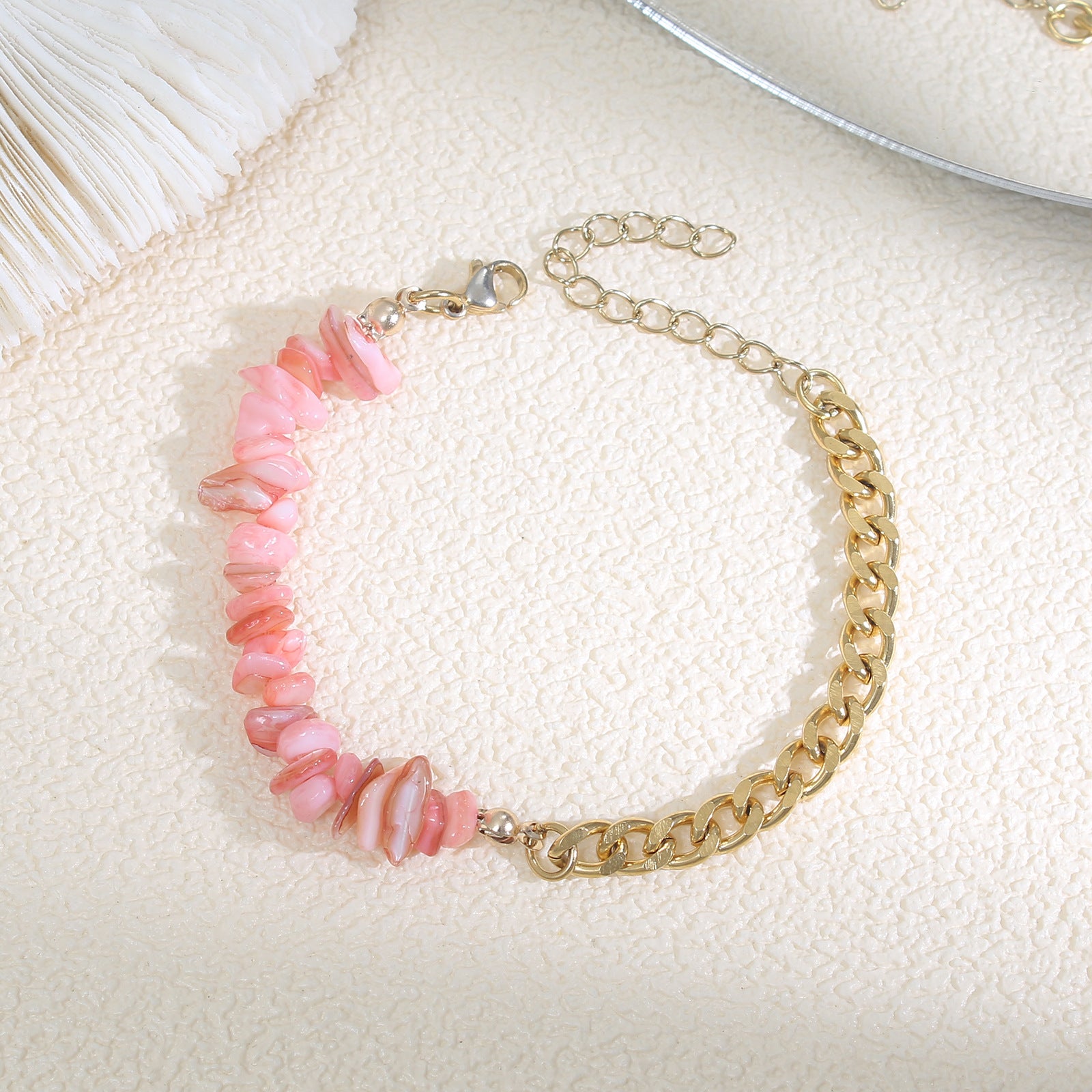 Wholesale Color Irregular Natural Shell Golden Stainless Steel Double Hand Bracelet