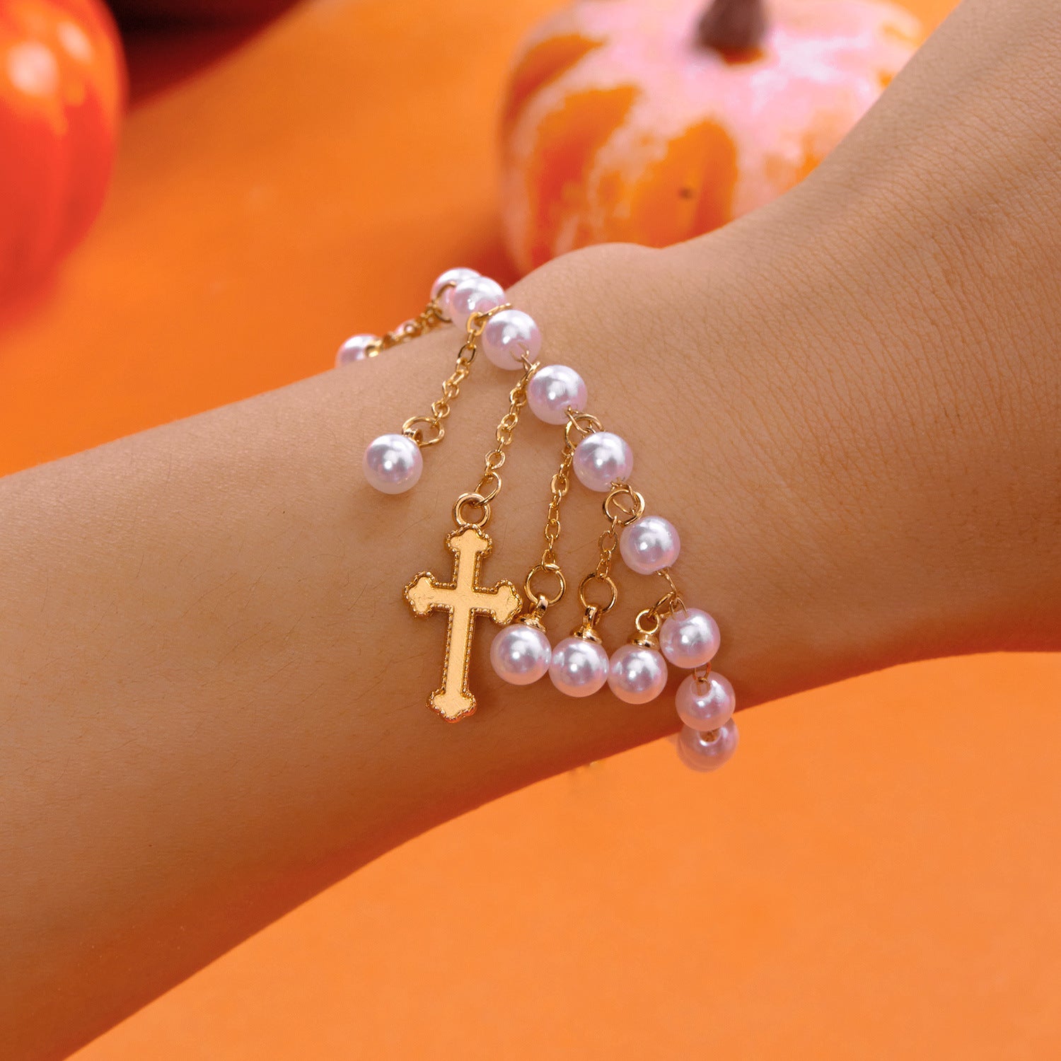 Wholesale Cross-shaped diamond tassel necklace