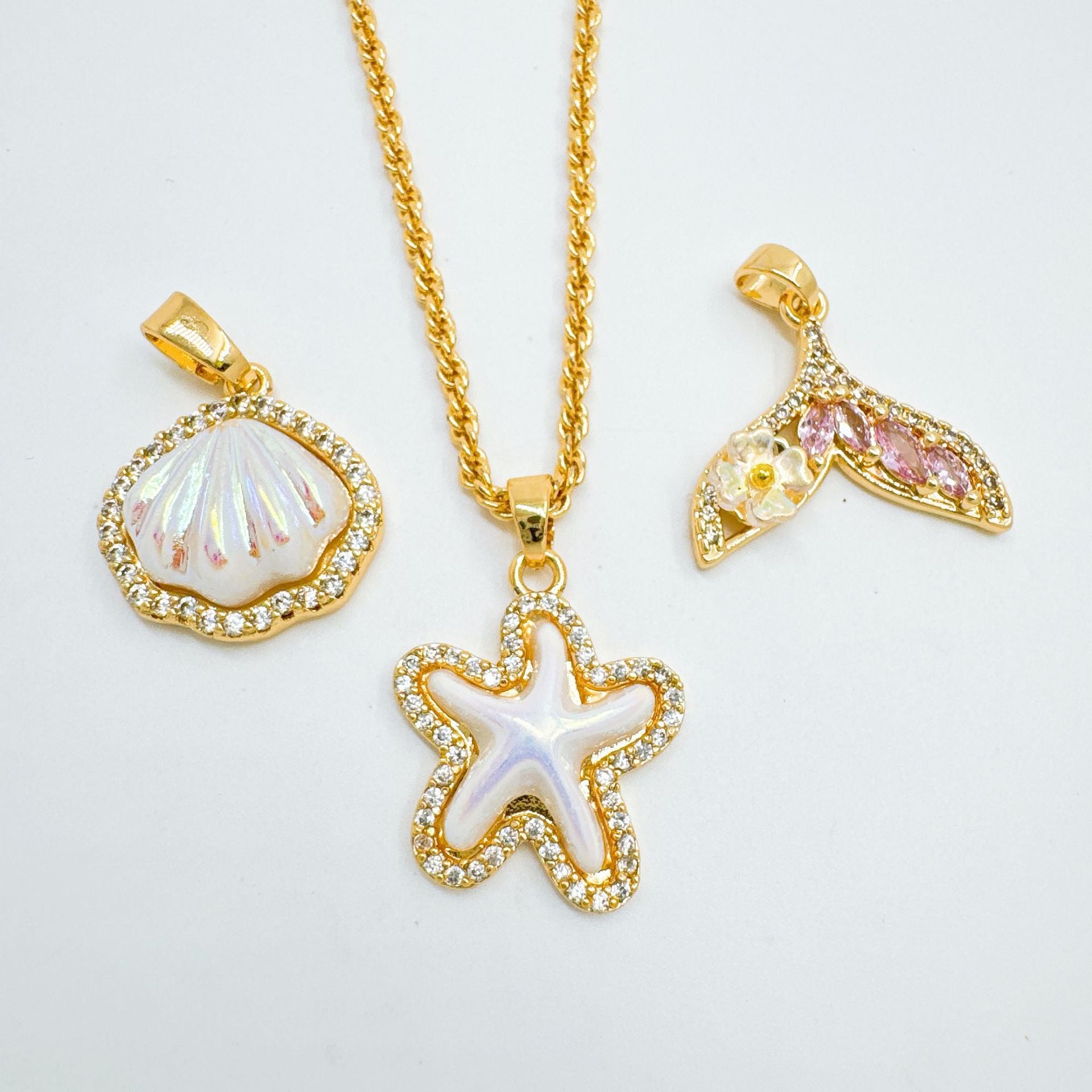 Wholesale Stylish Ocean Themed Gold Plated Pendant Necklace Starfish Heart Design Fashion Jewelry Gift For Resale
