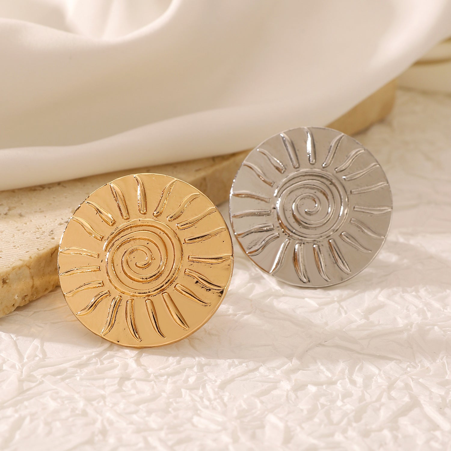 Wholesale Exaggerated Punk   Irregular Hollow Finger Ring