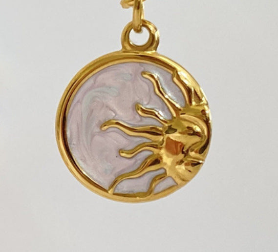 Wholesale Stainless Steel Mother of Pearl Sun Necklace