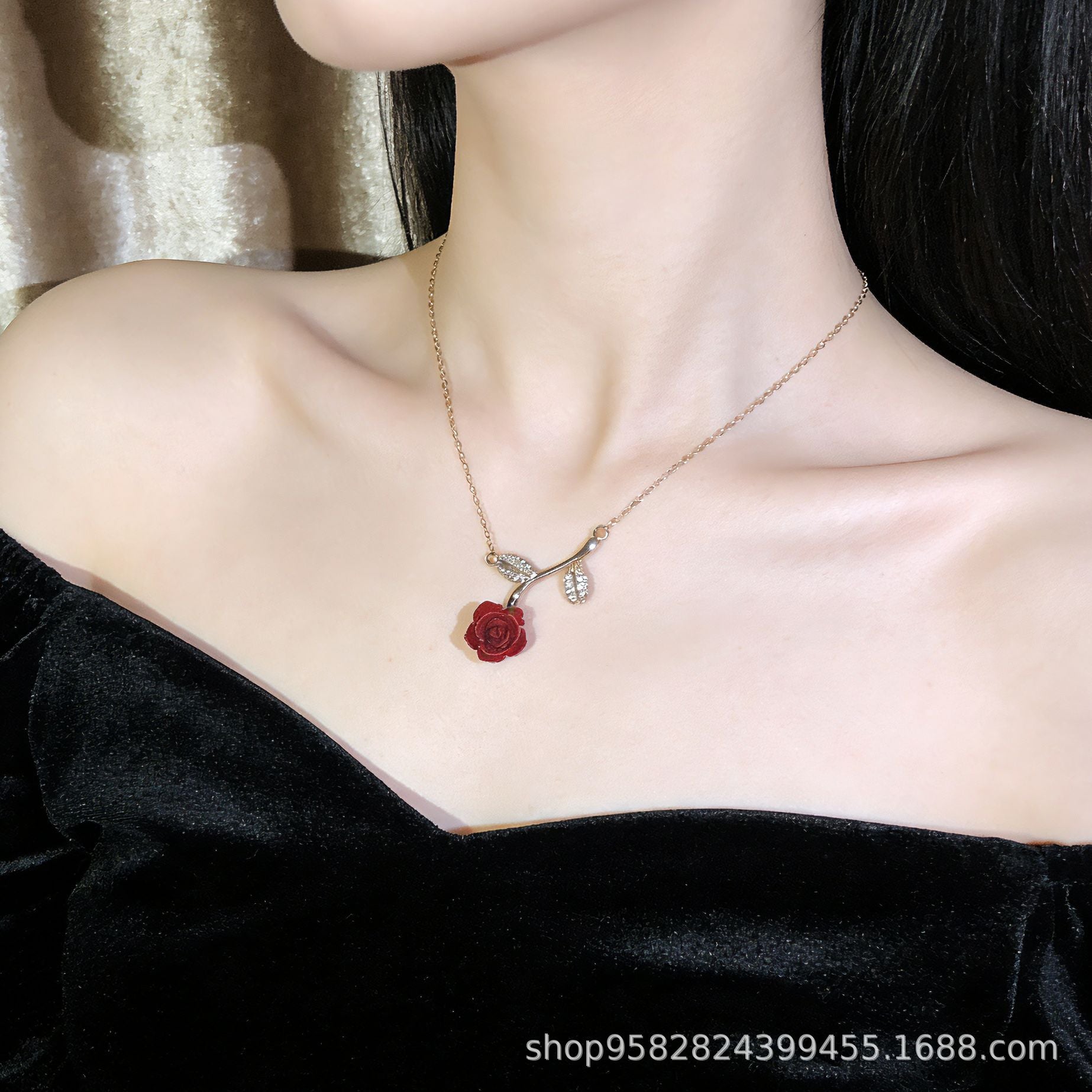 Wholesale Romantic Red Micro-set Choker Necklace,  Titanium Steel Gold Plated,  Fashion Jewelry Accessory for Resale