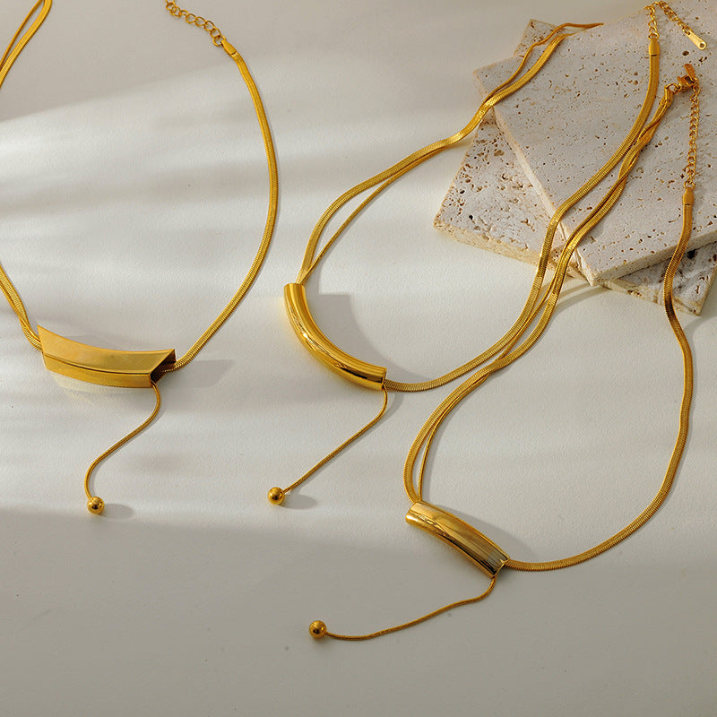 Wholesale Simple Curved Tube Round Pendant Necklace