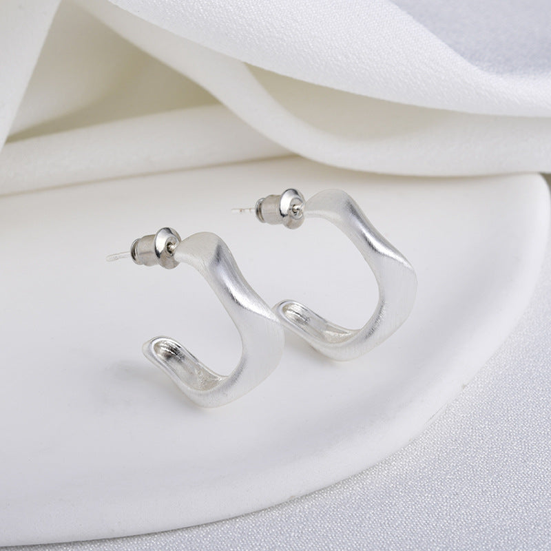 Wholesale  Geometric C- shaped Earrings