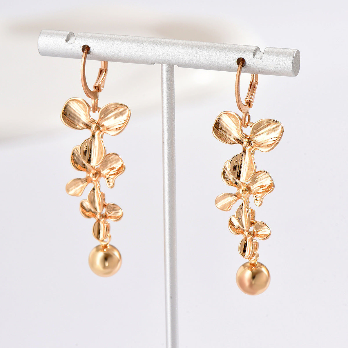 Orecchini pendenti con sfera in lega all'ingrosso