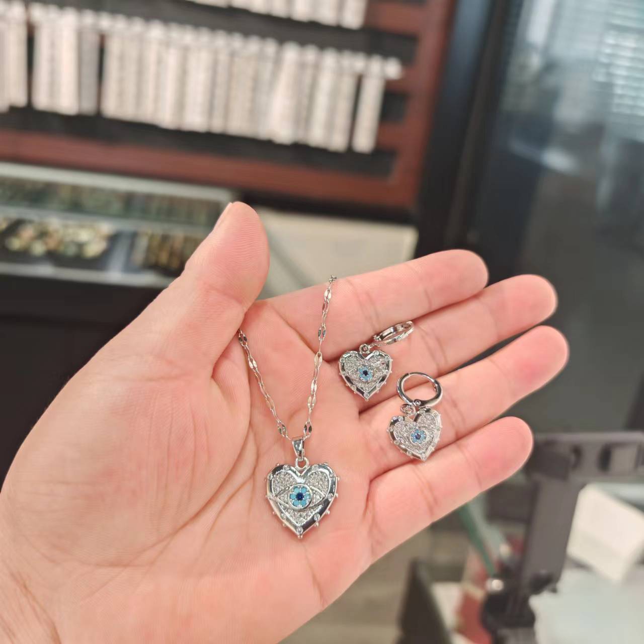 Wholesale Titanium Steel Devil's Eye Love Necklace