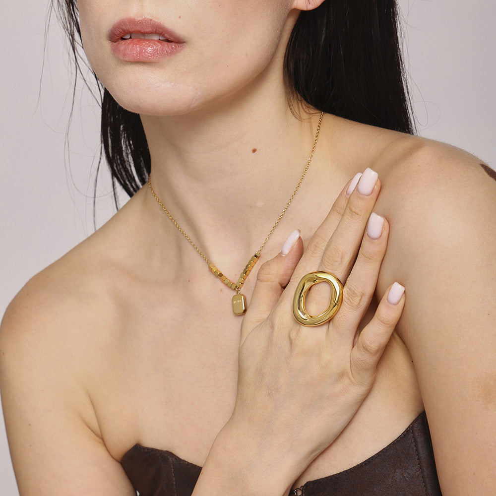 Wholesale Stainless Steel Exaggerated Ring Woman's Brand Pendant Collarbone Necklace