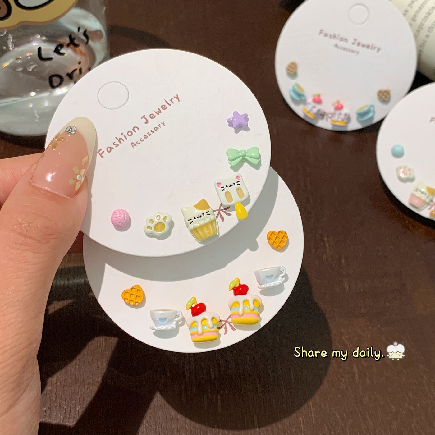 Wholesale Small exquisite and cute earring set asymmetrical dopamine silver needle earrings