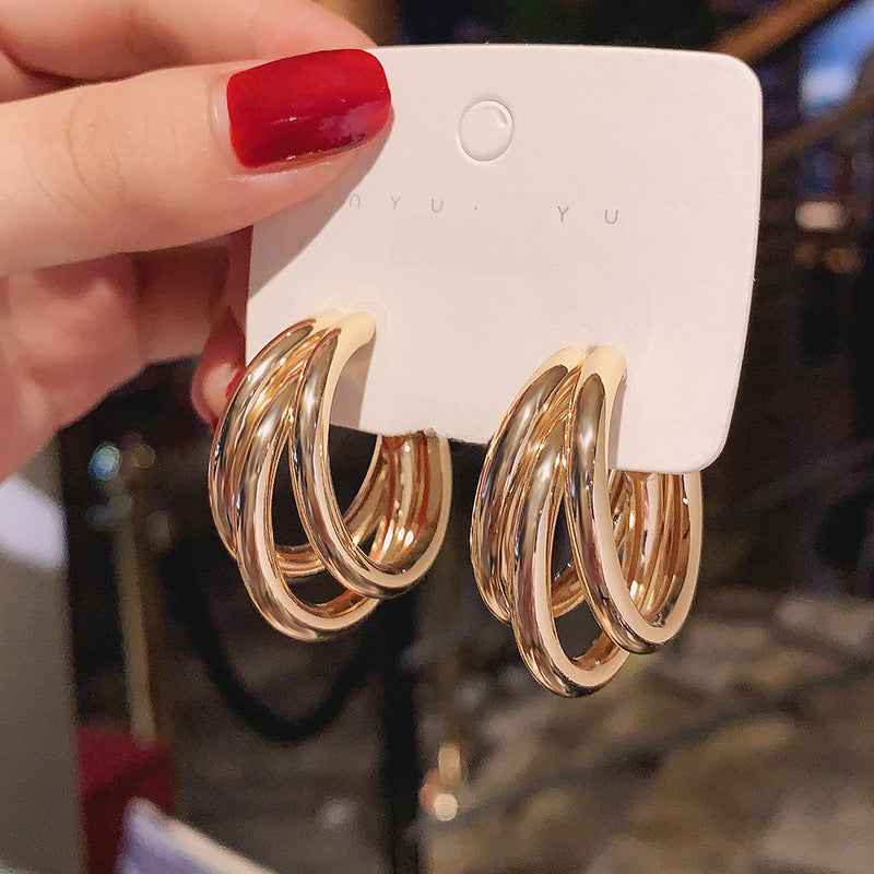Wholesale  metal earrings three-ring circle C- shaped  earrings