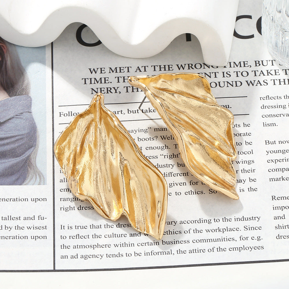 Wholesale Vintage Sunflower Metal Exaggerated Earrings