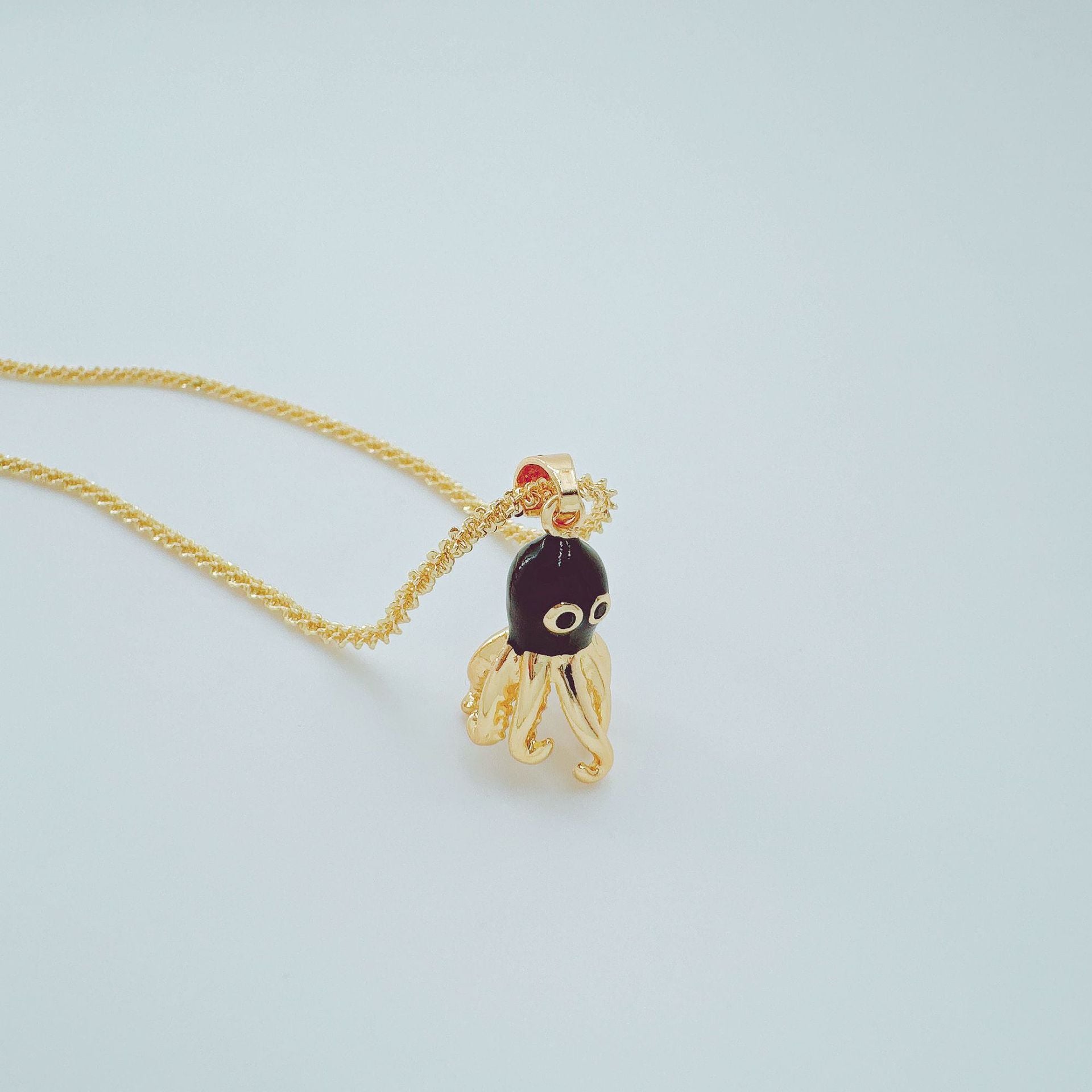 Wholesale Fashion Ocean Series Pendant Gold Plated Copper Jewelry Accessory