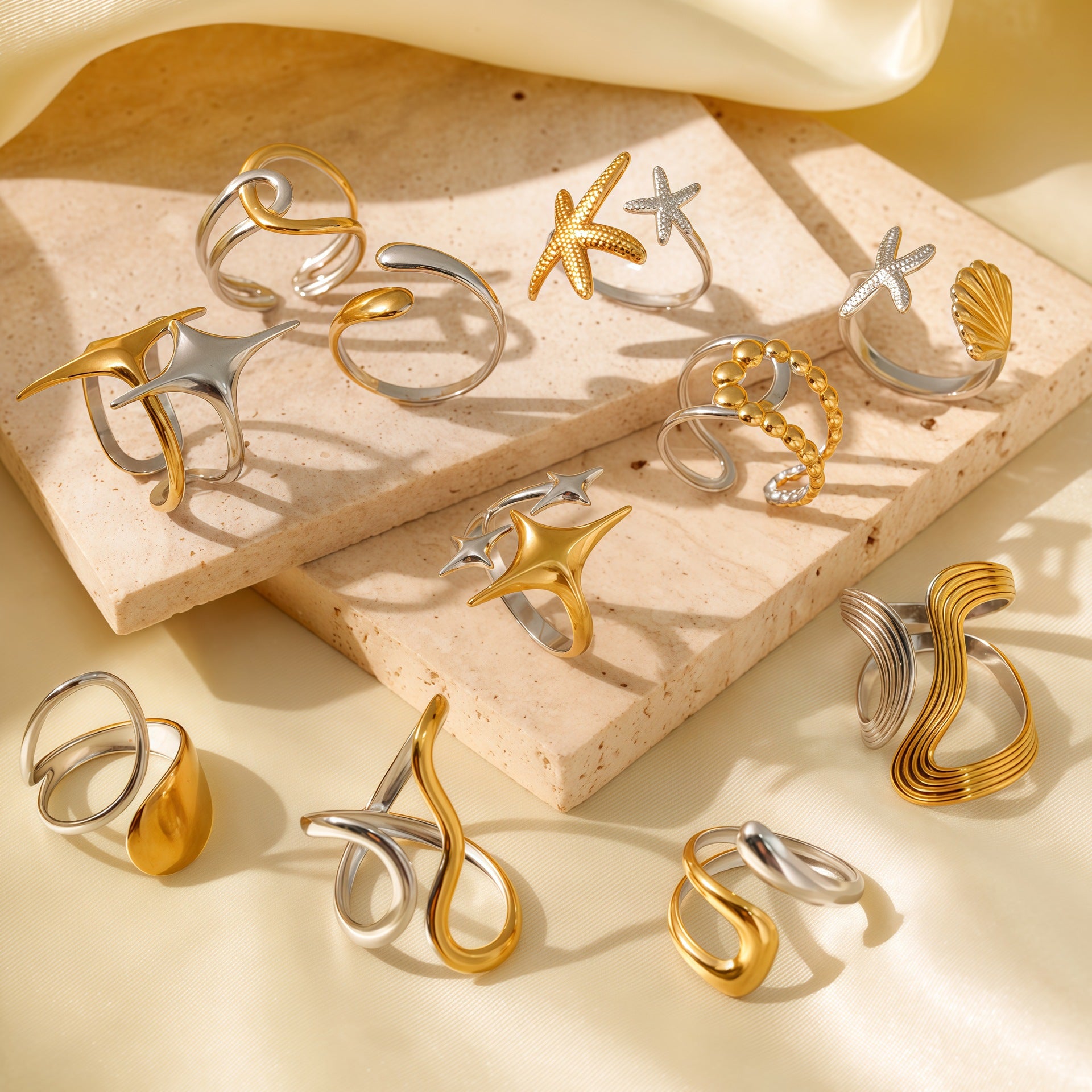 Wholesale 304 Stainless Steel Gold Plated Minimalist Color-Blocked Rings,  Fashion Jewelry for Boutique Resale