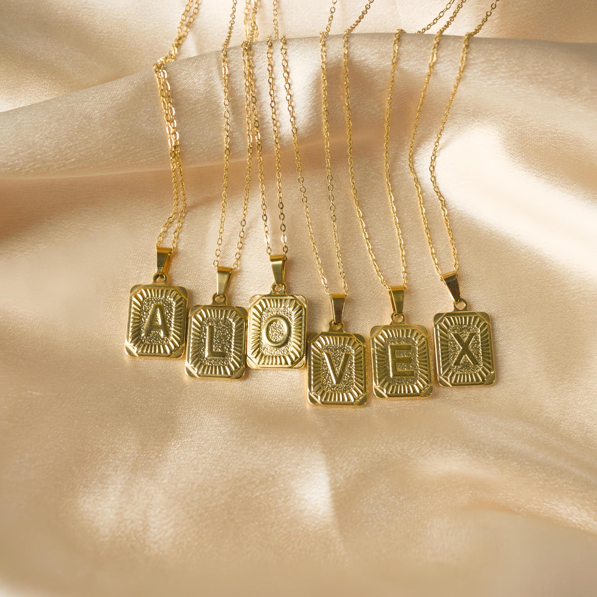 Wholesale Stainless Steel Letter Square Brand Pendant Plated 18K Necklace