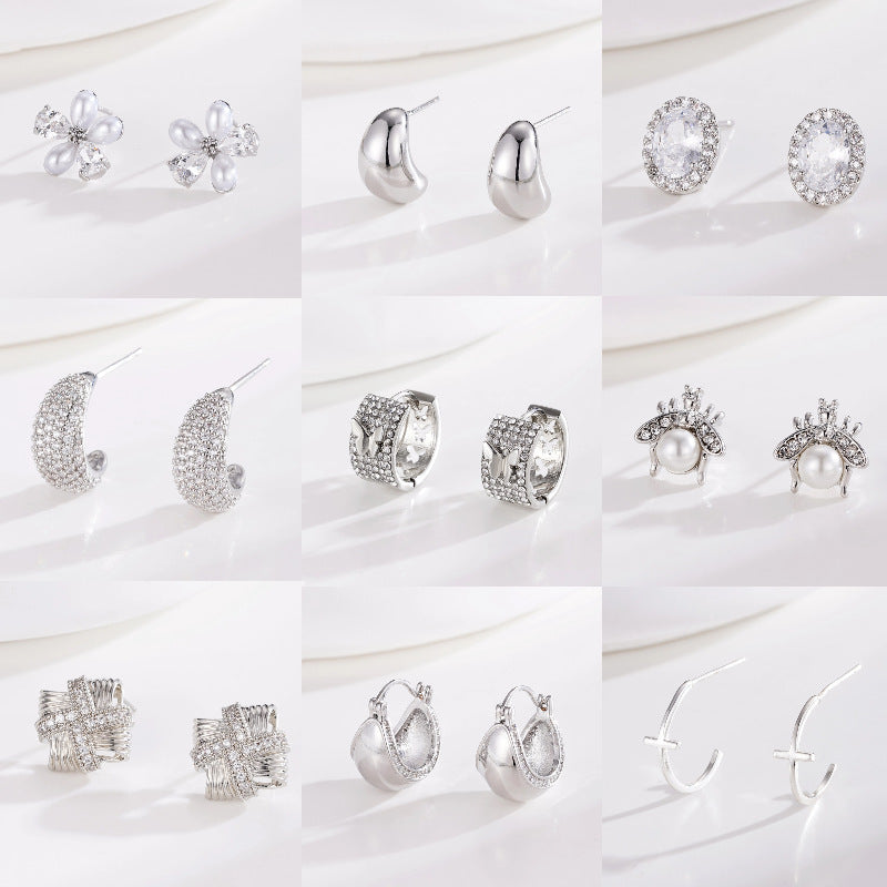 Wholesale  full diamond butterfly ear buckle hollow earrings