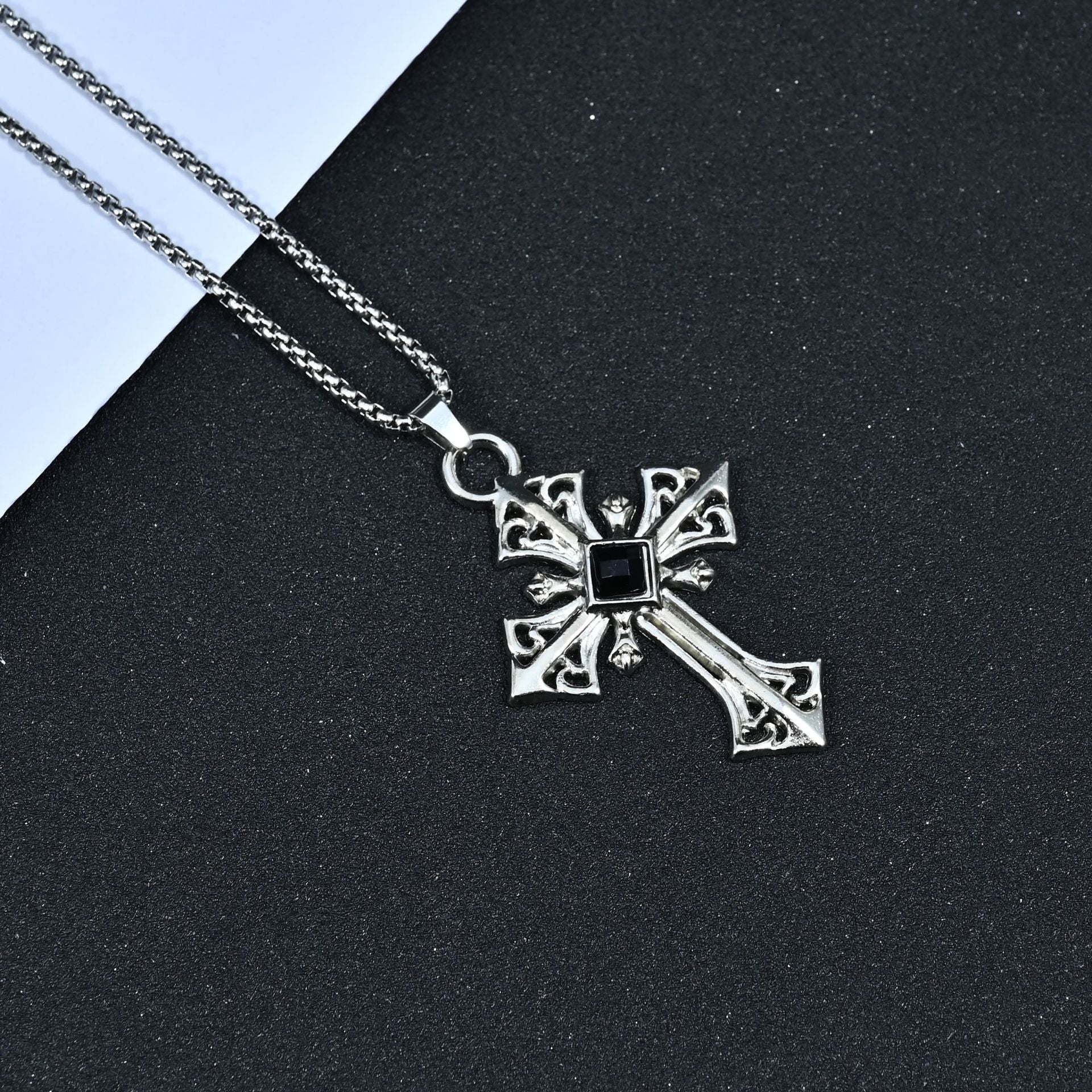 Wholesale Hip Hop Street Punk Black Cross Pendant Necklace Stainless Steel Chain Unisex Fashion Accessory