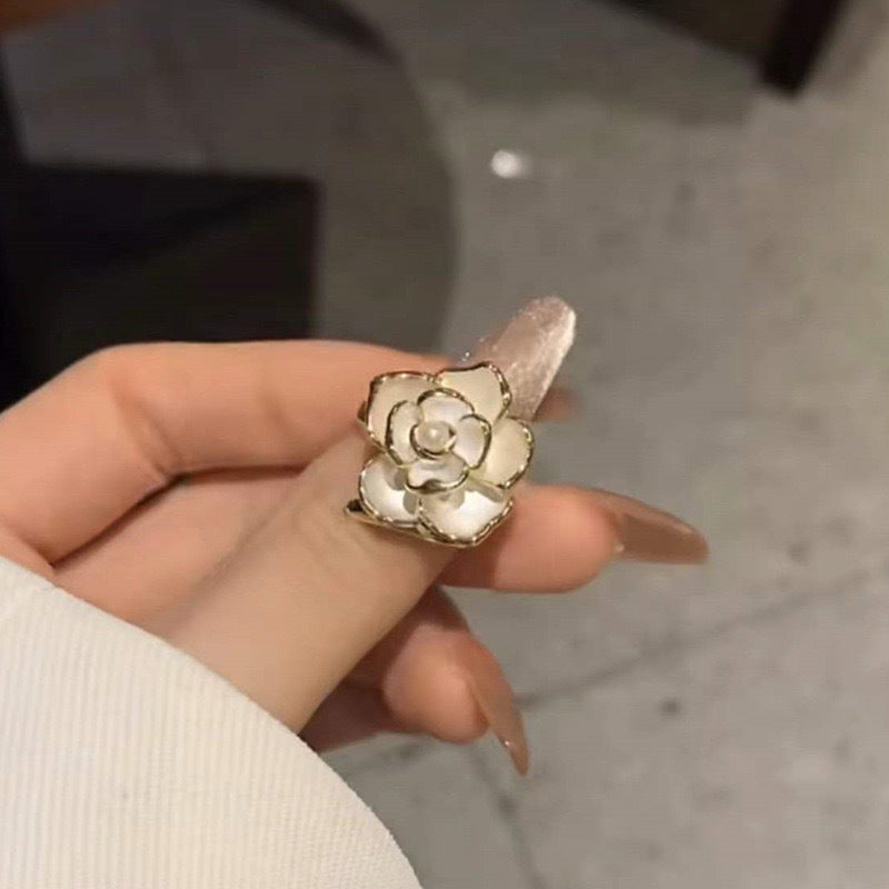 Wholesale Camellia French Style Ring,  Alloy Electroplated Vintage Design for Women Fashion Accessory