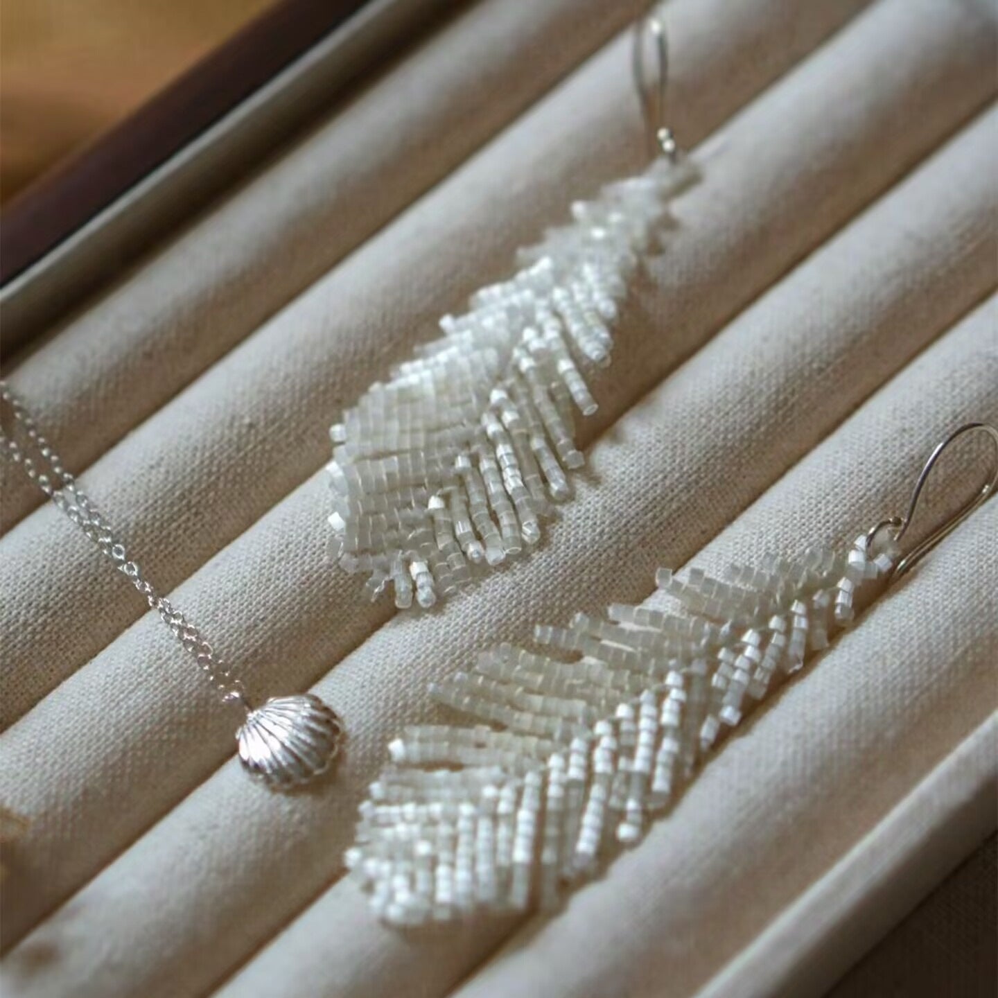 Wholesale Swan Feather Tassel Hand-Beaded Earrings