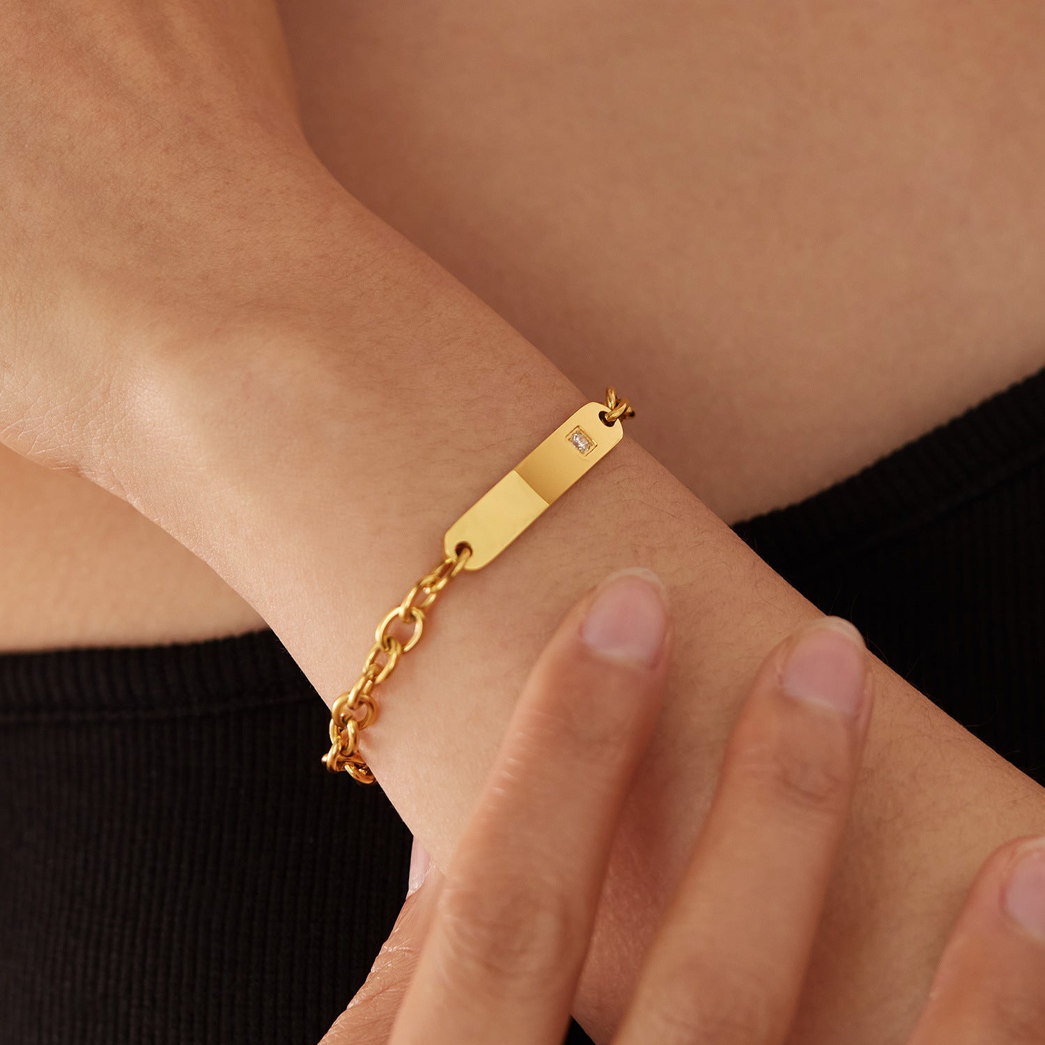 Bracelet accessoires de plaques incurvées en acier en acier en gros titane